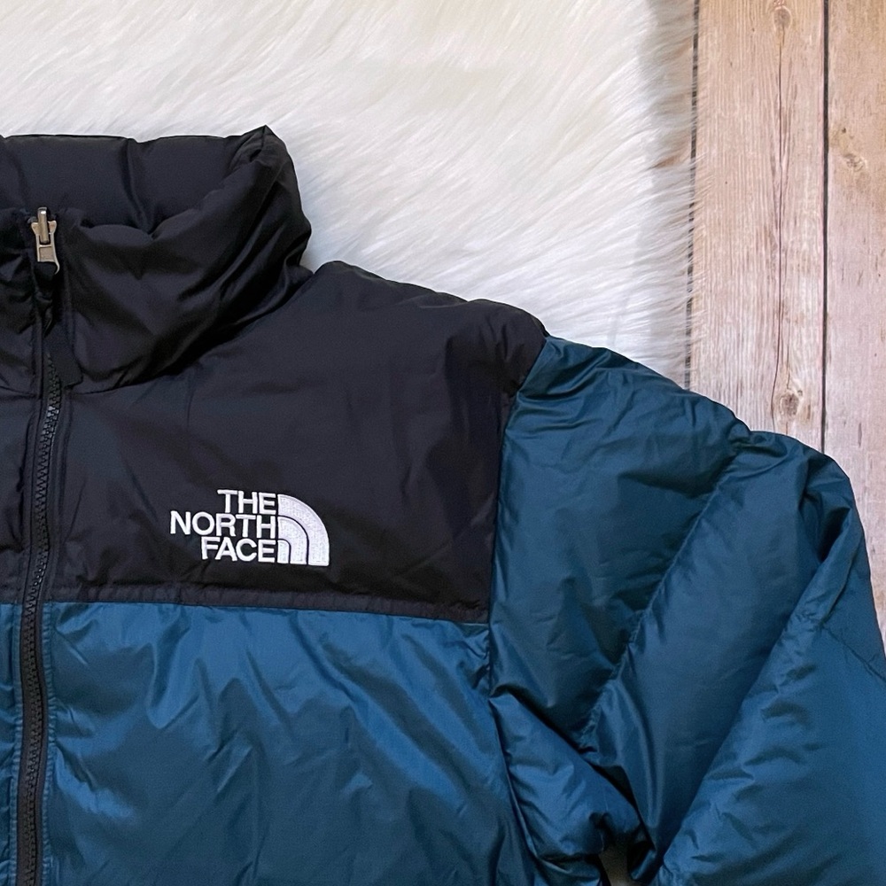 The North Face Men’s 1996 Retro Nuptse Jacket - Picture 4 of 10